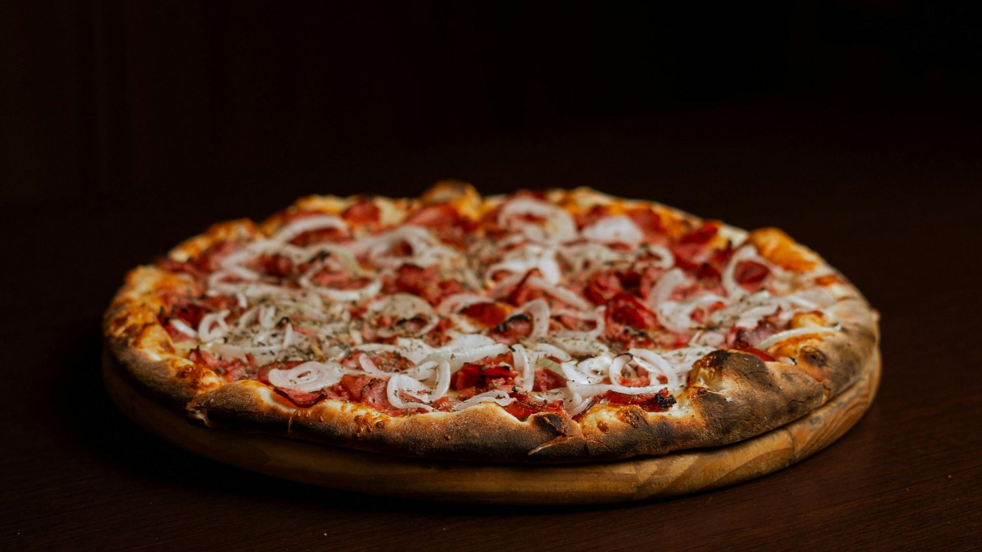 How Long Does It Take to Cook a Pizza​